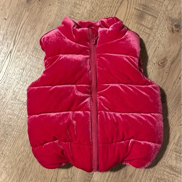 Gymboree Fuchsia Pink Velvet Puffer Vest 12–18 Months - Picture 7 of 7